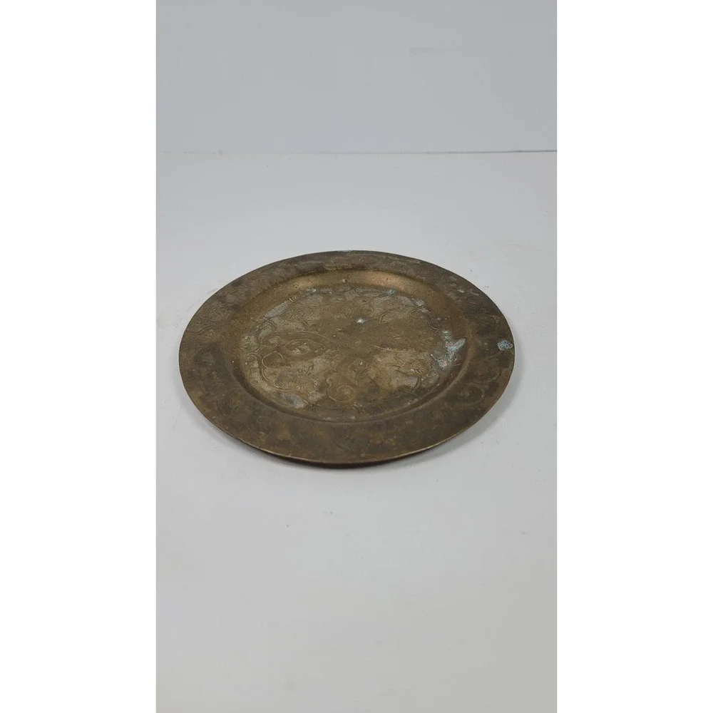 Vintage Brass Etched Engraved Decorative Plate 7.75 Inch Gold Tone Antique Flora